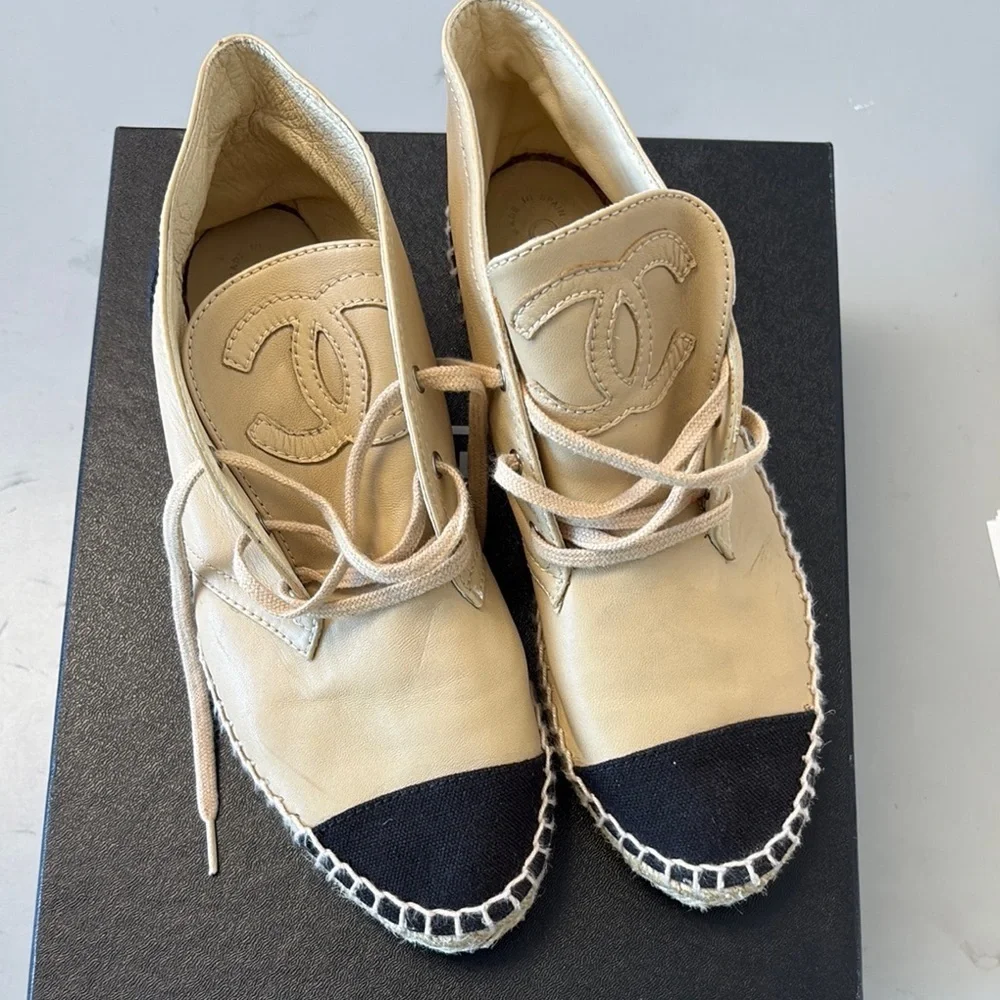 CHANEL Cream and Black Espadrille high tops